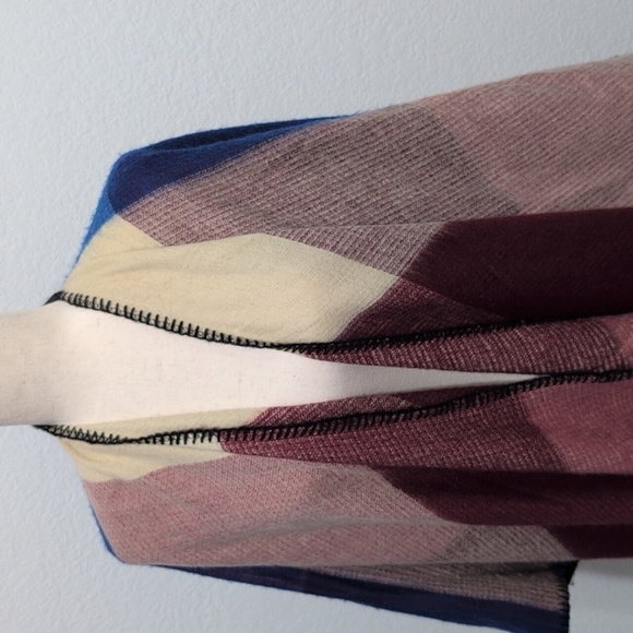 Eddie Bauer Color Block Plaid Inspired Oversize Wrap Wearable Blanket Soft Shawl - Picture 5 of 8